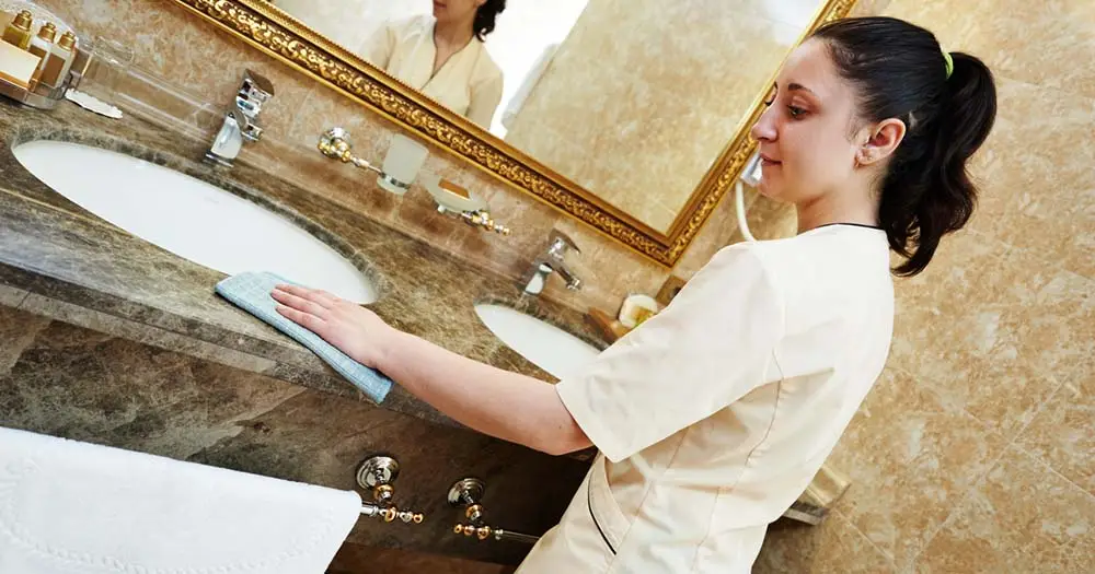Cleaning Hotel Bathrooms